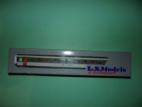Models voiture voyageurs - ls,