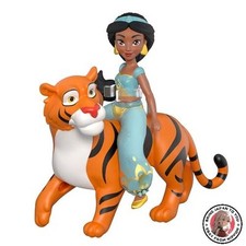 Petite poupée Mattel Disney