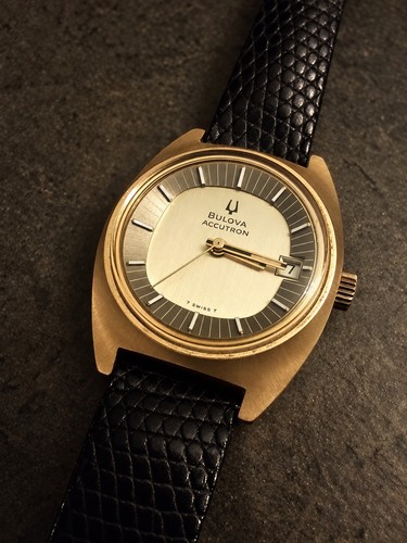 Bulova accutron vintage - bulova, –
