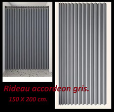 Rideau accordéon gris
