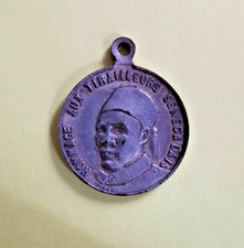 médaille honneur aux tirailleur sénégalais