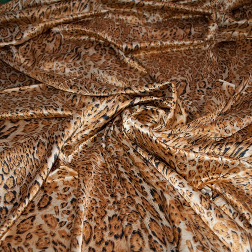 Tissu satiné imprimé