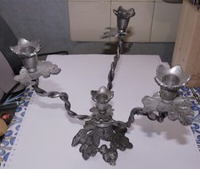 RARE ANCIEN BOUGEOIR CHANDELIER 4 FEUX EN ETAIN TOUT CISELE EN TBE PROPRE