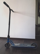 MADD GEAR MGP Origin Pro Trottinette Freestyle - Bleu/Noir - Neuve