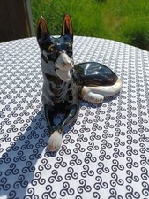 Hubert  Bequet  chien céramique noir blanc et  doré