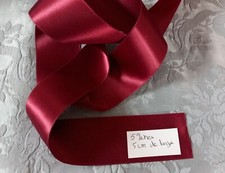 ANCIEN  RUBAN SATIN DOUBLE FACE  5 METRES SUR  5 CM STOCK  DES ANNEES 1950