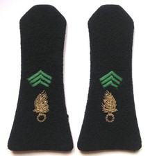 ANCIENNE PAIRE D' EPAULETTES LEGION ETRANGERE 1 BEP REI 13 DBLE 2 BEP INDOCHINE