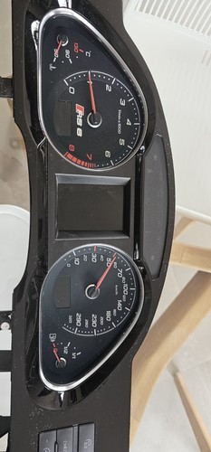 Cluster instrument rs6c6 - cluster,