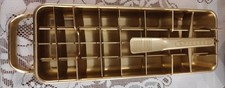 Bac à Glaçons Ancien - Pièce Unique de Quickube