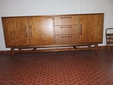 Enfilade, buffet bas Larsen de