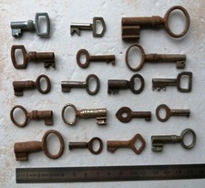 C2T2 Lot 18 anciennes petites