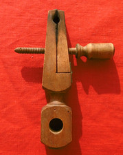 Une Pince pour Tube à Essai