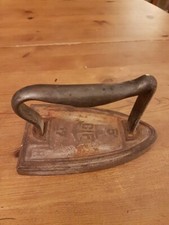 Ancien Fer à repasser en