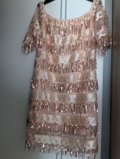robe cocktail T 36-38 avec broderies et paillettes