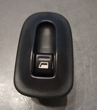 BOUTON LEVE VITRE AVANT DROIT PEUGEOT 306 BREAK E25326