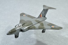 BJ909 Dinky Toys GB #735