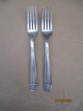 2 fourchettes CHRISTOFLE metal argenté anciennes