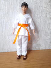Tenue de judo pour poupée
