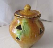 Joli pot a oignons vintage en  terre cuite vernissée jaune,  Midi Pyrénées TBE