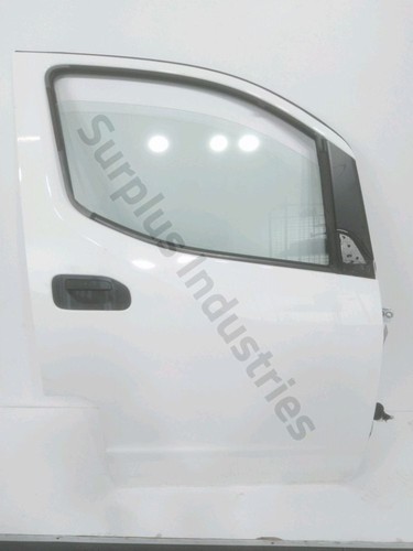 Porte avant droite nissan - avant,
