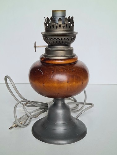 Ancienne lampe pétrole - ancienne,