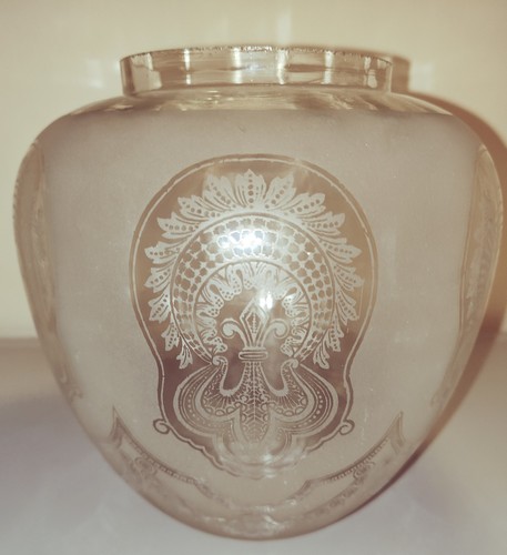 Ancien gros globe tulipe - ,