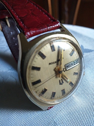 Montre bulova 1182 accutron - bulova,