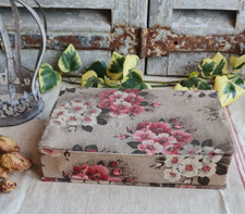 ANCIENNE  BOITE A COUTURE  TISSU SHABBY DECOR DE FLEURS