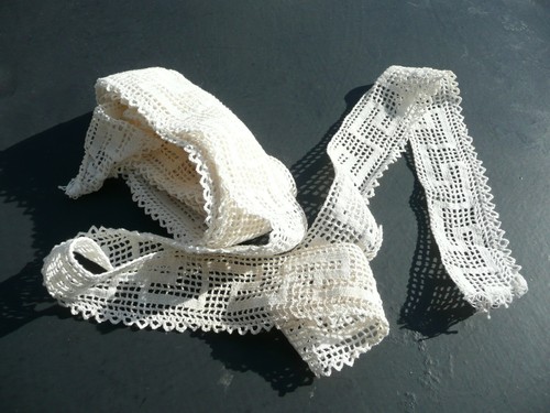 Dentelle ancienne en coton - ancienne,