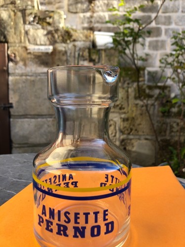 Ancienne carafe anisette