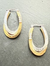 Ancienne Paire De Boucle