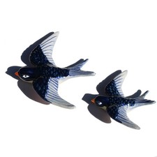 Ensemble de deux hirondelles murales en faïence