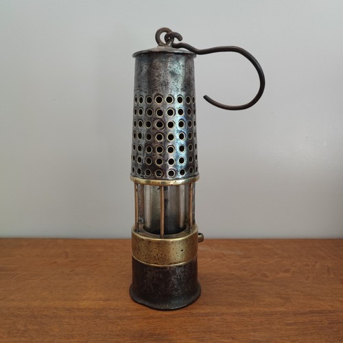 Ancienne lampe mine - lampe,