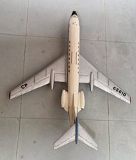 rare maquette Tupolev Tu-134  longueur 35cms largeur 30 cms