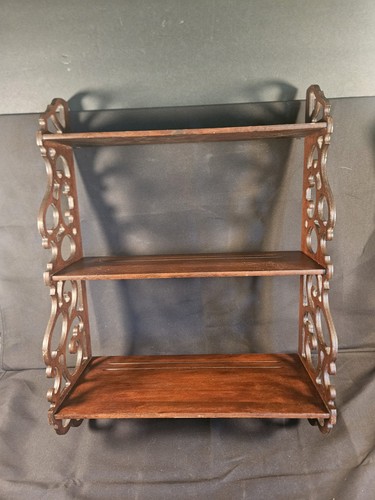 Antique tier wooden wall - 3,