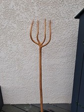 Fourche en bois ancienne belle décoration pur une deco champêtre, un mariage