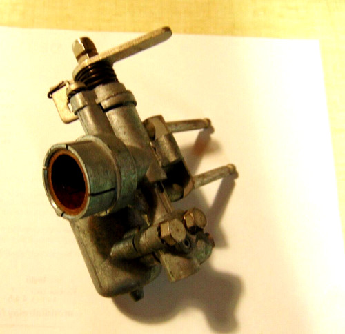 Ancien carburateur mobylette - ancien,