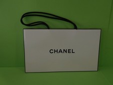 Chanel sac en papier cartonné emballage cadeau