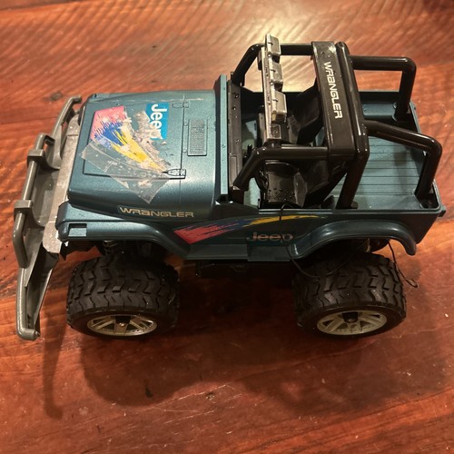 Nikko jeep wrangler - 1/16,