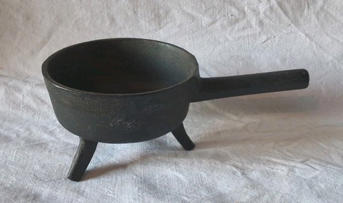 Ancienne petite cocotte ronde - cocotte,