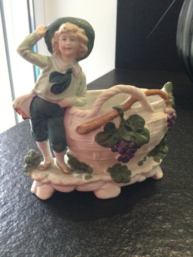 Sujet biscuit porcelaine - biscuit,
