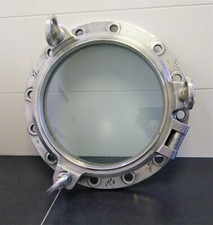 Grand hublot de marine, s'ouvrant complètement sur 180° Matière aluminium 