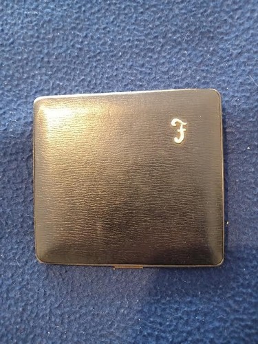 Etui cigarettes petit - à,
