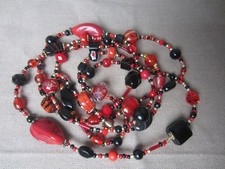 Long collier sautoir en perles de verre, gemmes , cristal , lampwork , murano ..