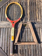 Ancienne raquette de tennis en bois Victor Clément + presse