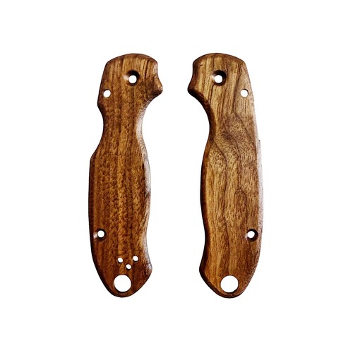 Smooth walnut scales for