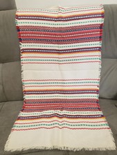 Long chemin de table vintage