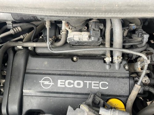 Moteur sans pièces - , (essence)