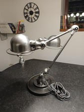 Lampe Métal Brossé Jielde 2 Bras 40 cm et 25 cm sur socle 