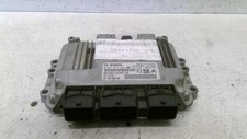 Calculateur moteur PEUGEOT